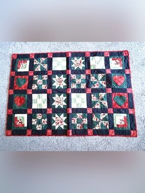 Handmade Patchwork Holiday Quilt - Red & Green- Hangable